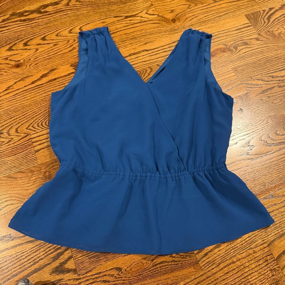 Banana Republic Blue Sleeveless Blouse Size Medium